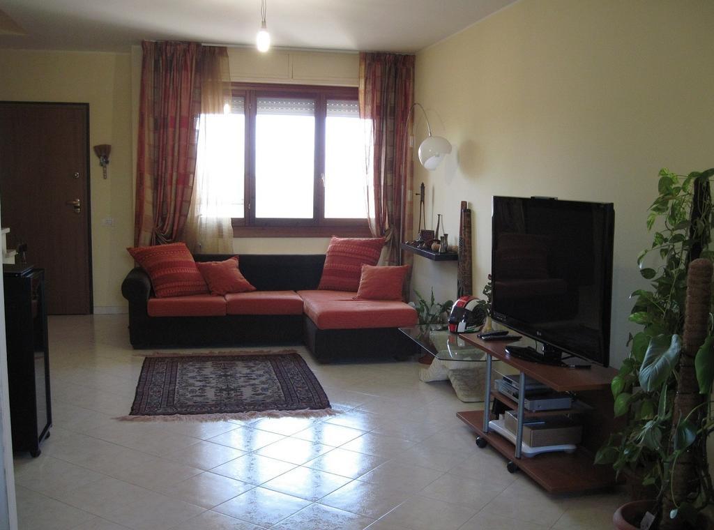Sweet Sardinia Apartment Elmas Kamer foto